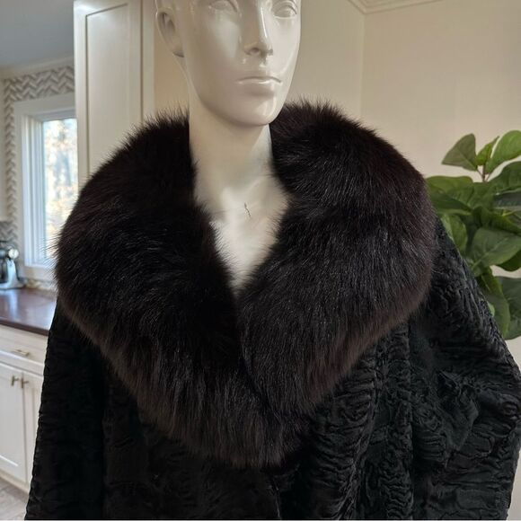 Fabulous 1950s/ 1960s vintage Swakara Fur Jacket - Picture 4 of 11